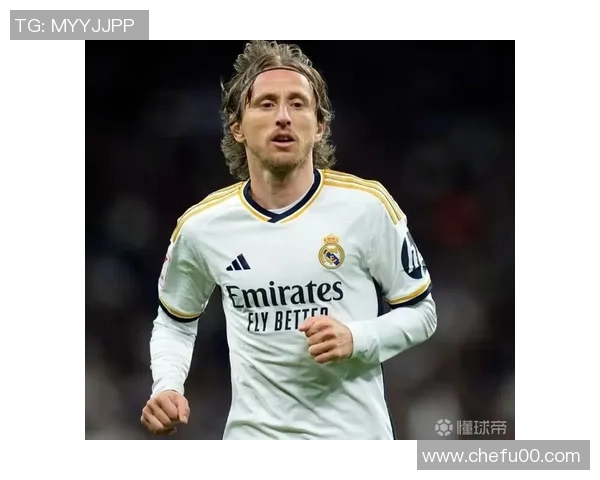 足球明星头像合成图集展现球场巨星风采与个性魅力的完美结合